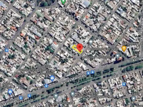 Casa en Venta con 3 cocheras