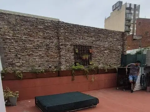 Depto Tipo Casa en Alquiler en Centro, $ 700.000