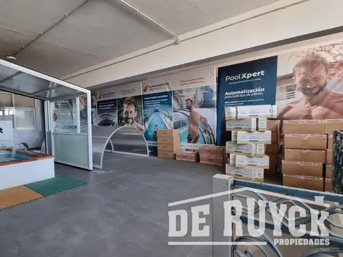 Avenida 12 de Octubre esq. Esmeralda al 4300