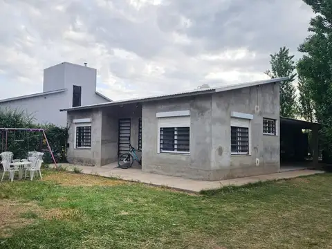 Casa 4 ambientes con 1 baño