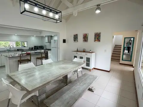 Casa en Alquiler Temporal en Pinamar, USD 0