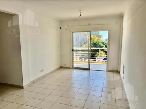 Avenida Rodriguez peña  al 1500