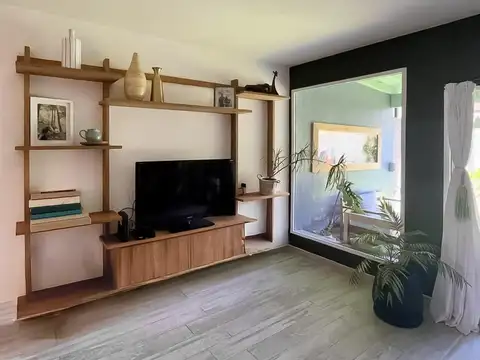 Depto Tipo Casa en Venta con 1 cocheras