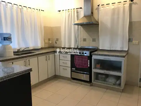 Casa en Venta en San Vicente, USD 315.000