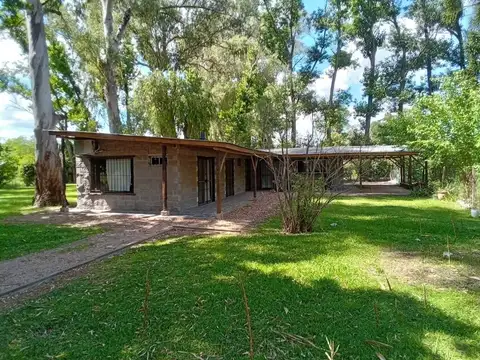 CASA QUINTA PARADA ROBLES EXALTACION DE LA CRUZ