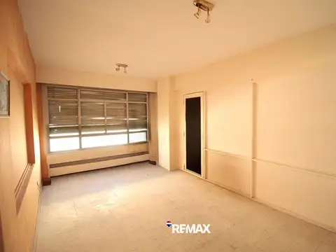 VENTA OFICINAS EN BLOQUE 130 M2  COLON Y DRAGO