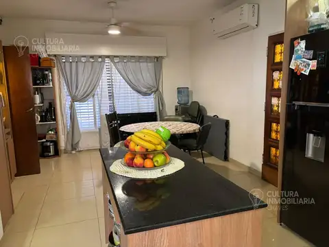 Casa 5 ambientes con 1 baño