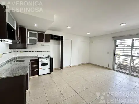 Departamento en alquiler de 2 ambientes con balcon - Moron