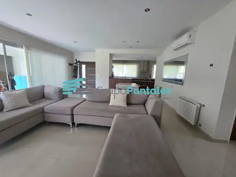 Casa en venta en La Horqueta de Echeverría Canning APTA CREDITO 3 dormitorios