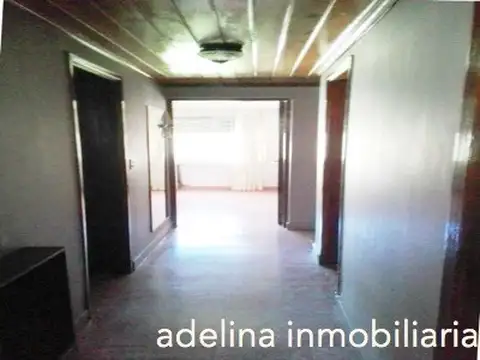 Casa en Venta en Villa Sarmiento, USD 210.000