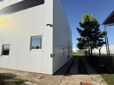 Edificio Corporativo apto Oficina en Alquiler