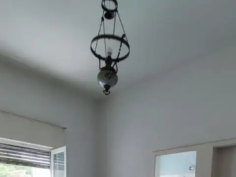 Oficina en pleno Centro de Quilmes, SIN EXPENSAS!