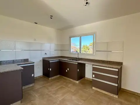 Departamento 3 ambientes con 1 baño