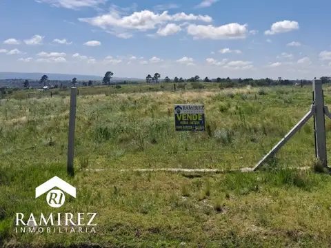 LOTE B° DIVISADERO V. YACANTO