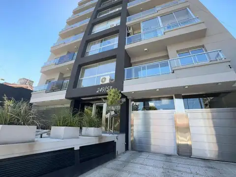 Miguel Cane 200, Piso 8