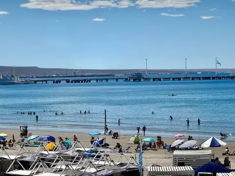 Bv. Brown 800, Piso 2