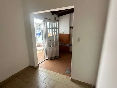 Depto Tipo Casa en Alquiler en Villa Santa Rita, $ 550.000