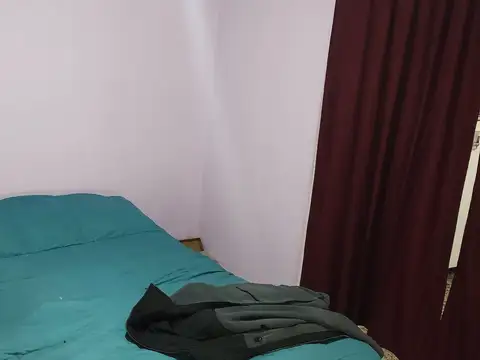 Casa 2 ambientes con 1 baño