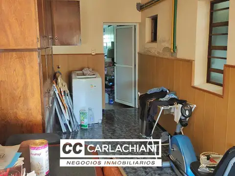 Casa 5 ambientes con 1 baño