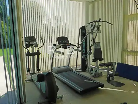 Propiedad sobre 6400 m2