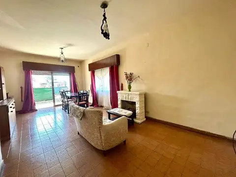 VENTA CASA 3 AMB. TERRAZA BALCÓN APTO CREDITO