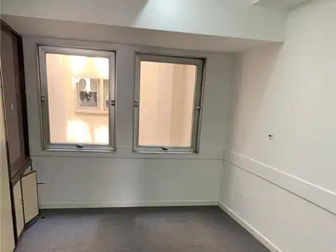 Oficina 3 ambientes con 1 baño