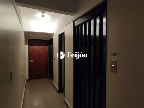 VENTA | 2 amb. en contra frente, con balcón • Belgrano / Barrio Chino