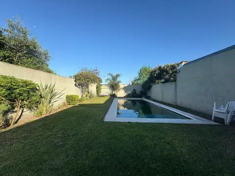 Calle 46  e/  135 y 136