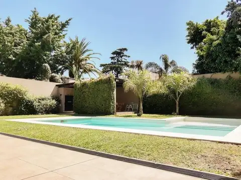 Florentino Ameghino  al 700