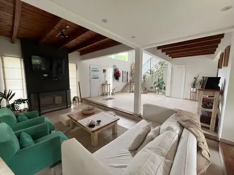 Casa en Casa en Venta en Los Robles de La Cañana, Pilar, Zona Norte - 0