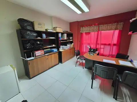 VENTA IMPECABLE OFICINA AMOBLADA SAN NICOLÁS