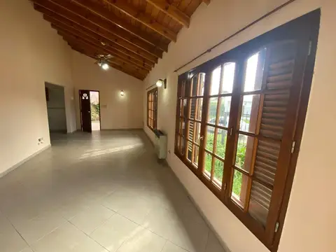 Casa en Venta en Lobos, USD 120.000