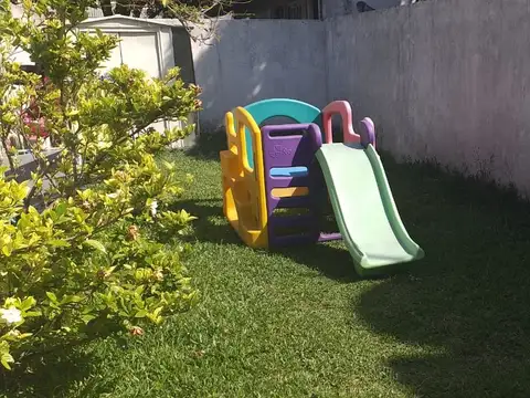 EXCELENTE DUPLEX EN QUILMES ESTE.