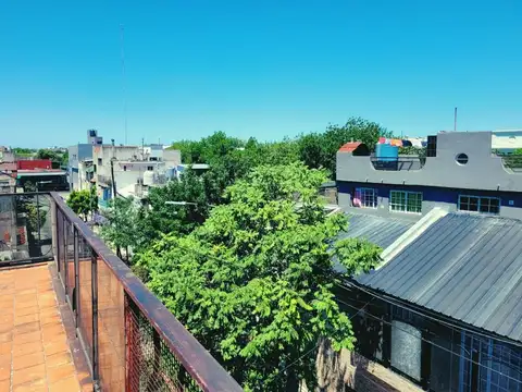 Depto Tipo Casa 3 ambientes con 1 baño