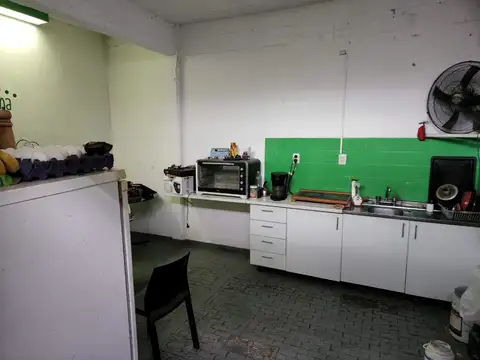 Galpon en Venta en Olivos, USD 500.000