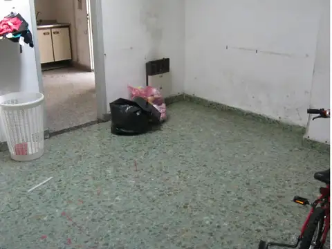 Depto Tipo Casa en Venta 40 años