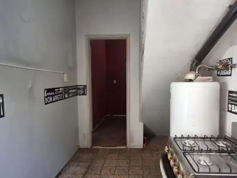 Depto Tipo Casa en Venta 80 años