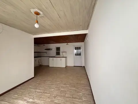 Fray Luis Beltran 450