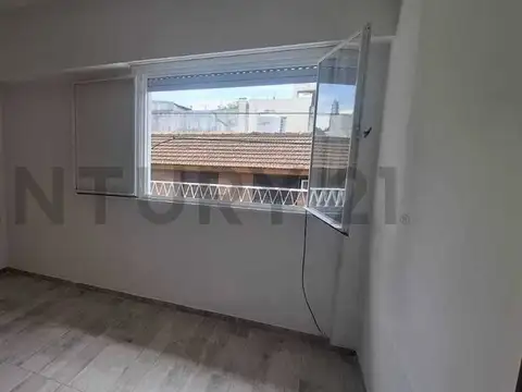 Depto Tipo Casa en Venta en Villa Real, USD 110.000