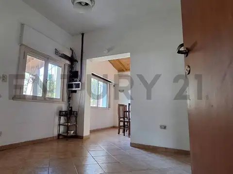 Benito Lynch 4600, Piso 0