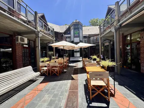 Local en Venta 30 años