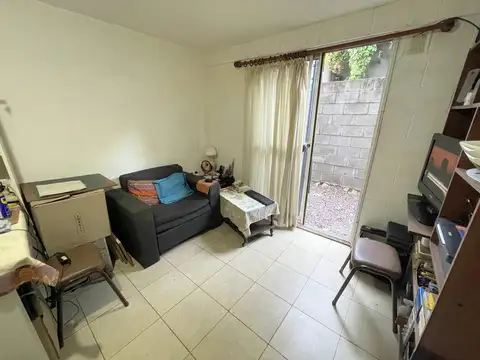 Venta Departamento 2 ambientes con 2 patios en Ciudadela