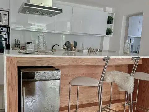 Dúplex moderno con 2 suites y amenities premium