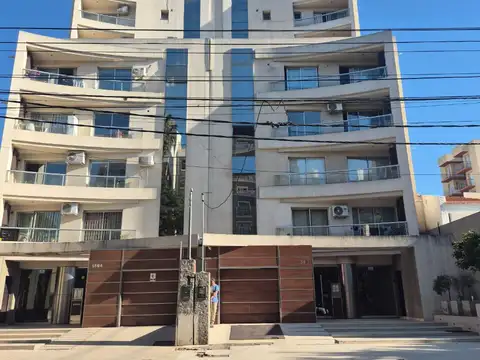 ALQUILER! Dpto de dos dormitorios en Av. Belgrano al 1.500