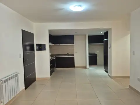 Av. Belgrano 1500, Piso 1 C