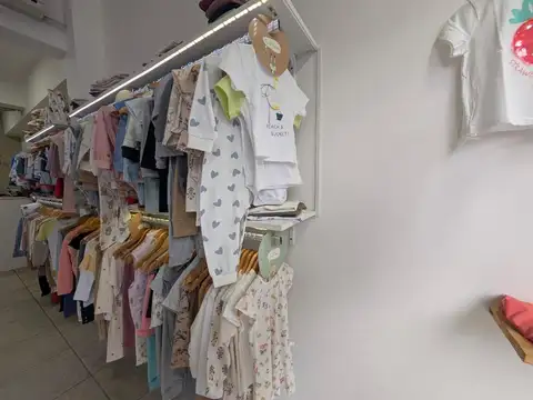Fondo de Comercio Indumentaria Infantil - en calle Belgrano