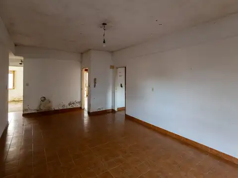 Galpon en Venta en Caseros, USD 112.000