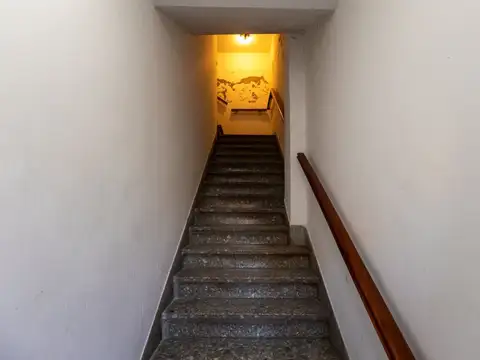 VENTA GALPON 2 BAÑOS CASA CASEROS  TRES DE FEBRERO