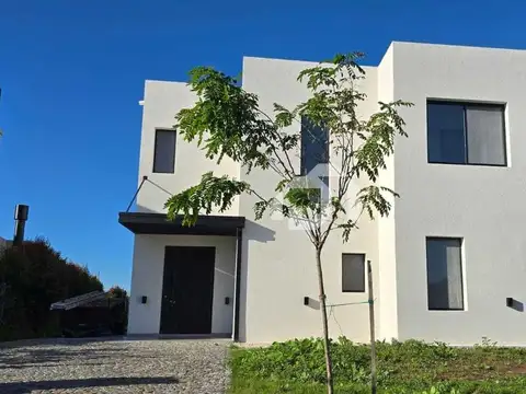 Casa  en Venta en Santa Ana, Villanueva, Tigre
