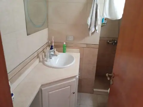 Casa en Venta con 10 cocheras